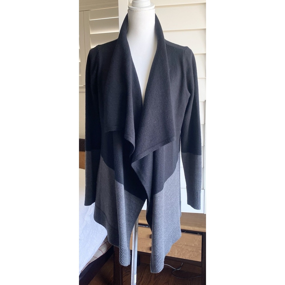 Eddie Bauer Sweater Women S Cardigan Merino Wool‎ Blend Black & Gray Waterfall
